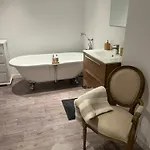 Romantique Dans Maison Vigneronne シャテルギュイヨン