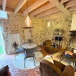 アパート Romantique Dans Maison Vigneronne シャテルギュイヨン