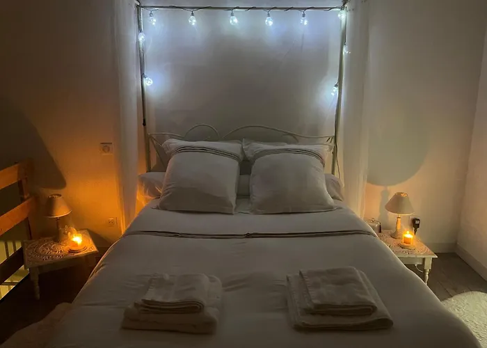 Apartment Romantique Dans Maison Vigneronne *